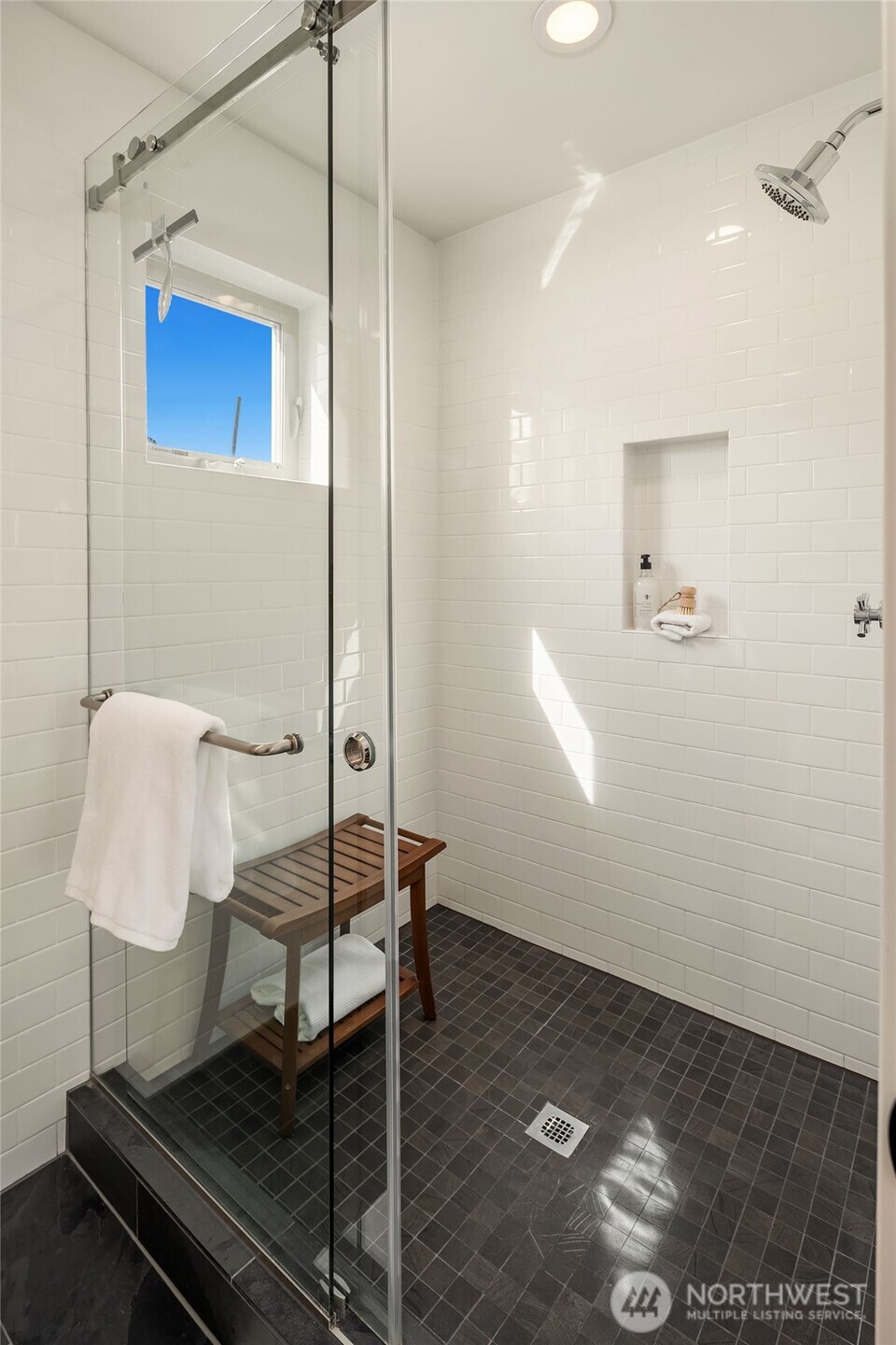 1537 Grandview Place E Unit: D