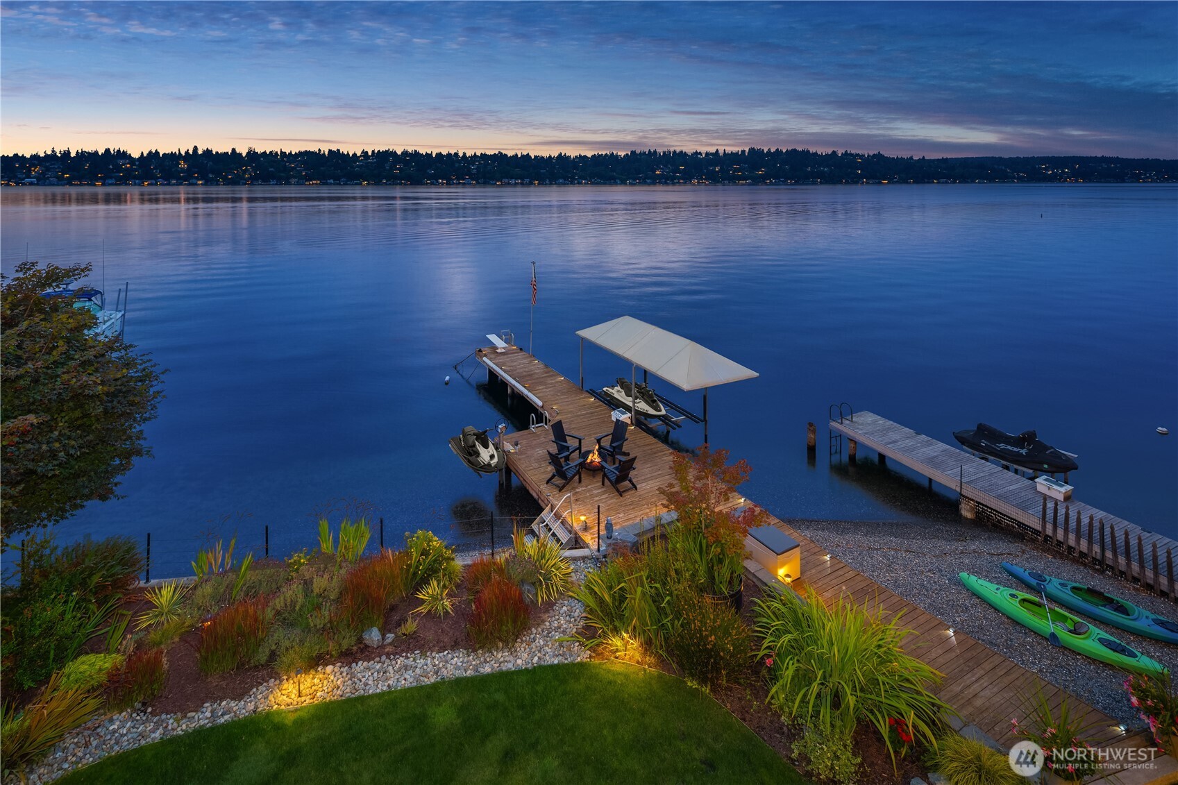 13031 Holmes Point Drive NE