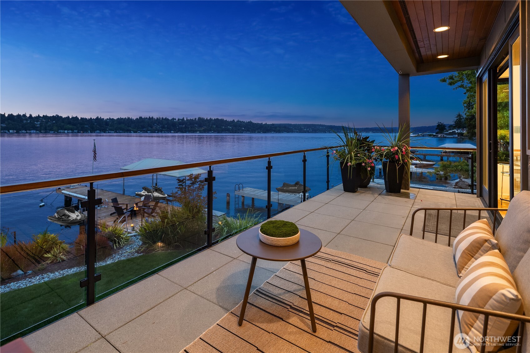 13031 Holmes Point Drive NE