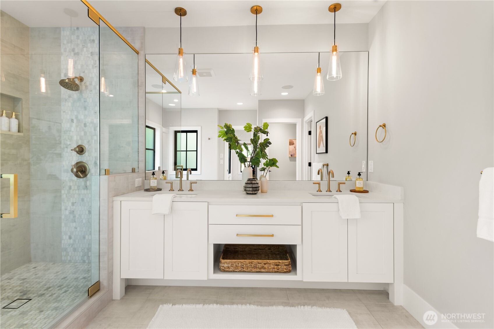 10402 NE 15th Street