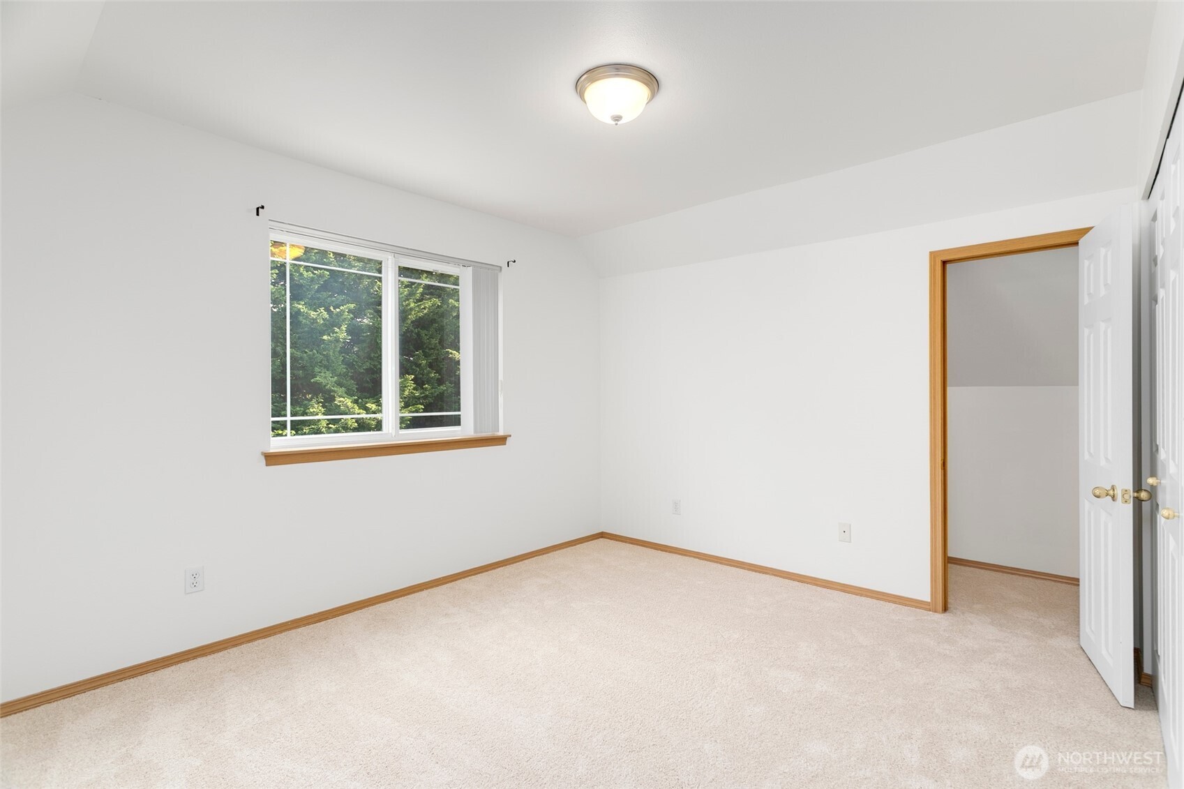 15306 14th Avenue W