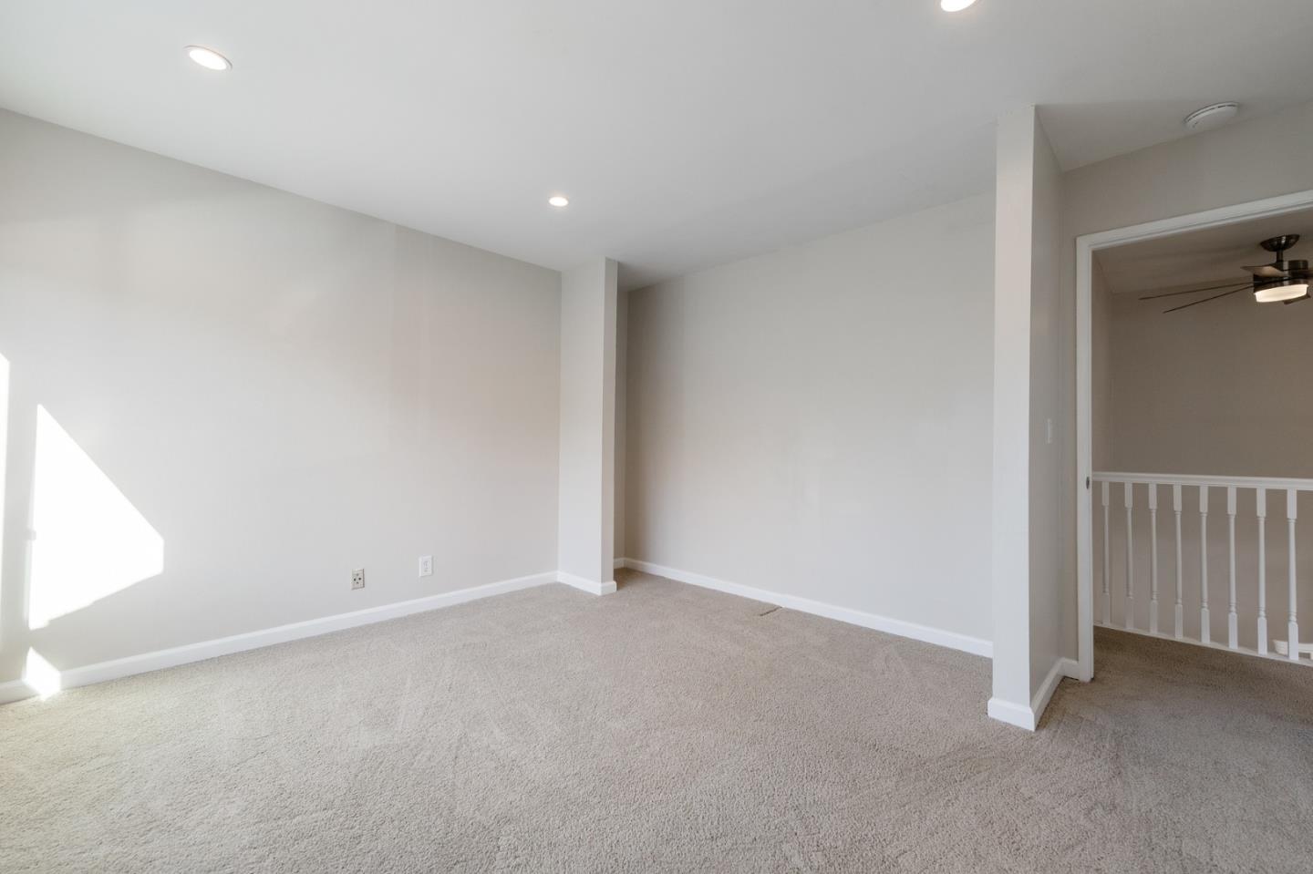 333 S Bernardo AVE