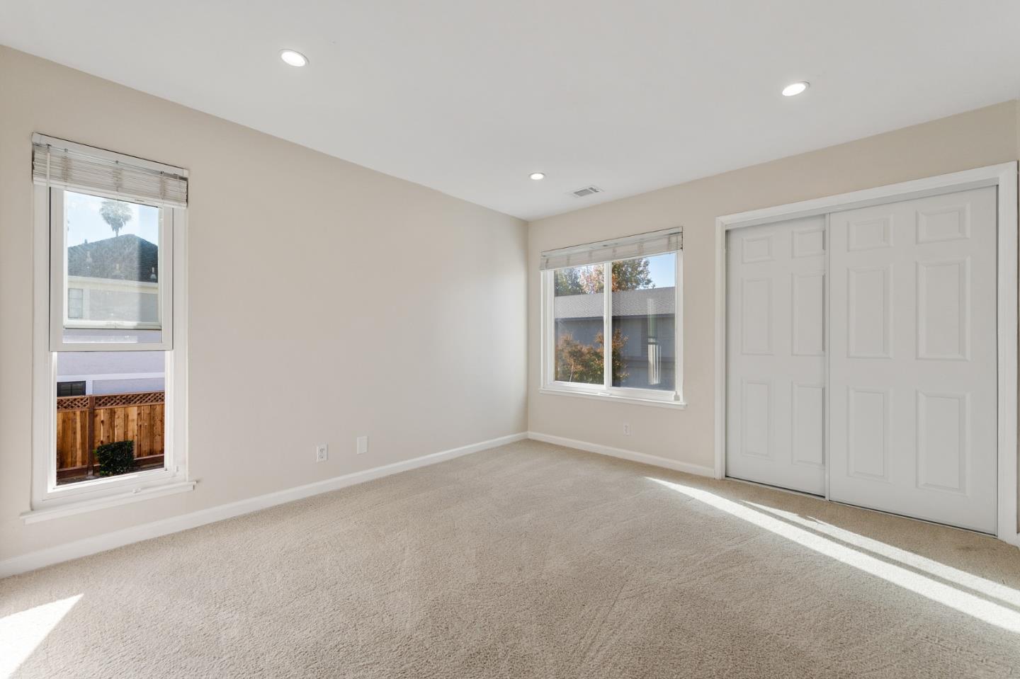 333 S Bernardo AVE