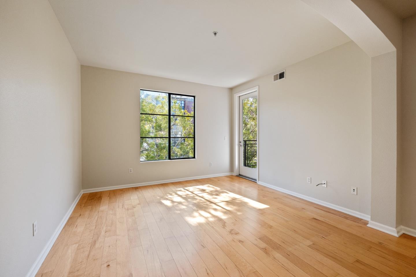 800 N 8th ST 213