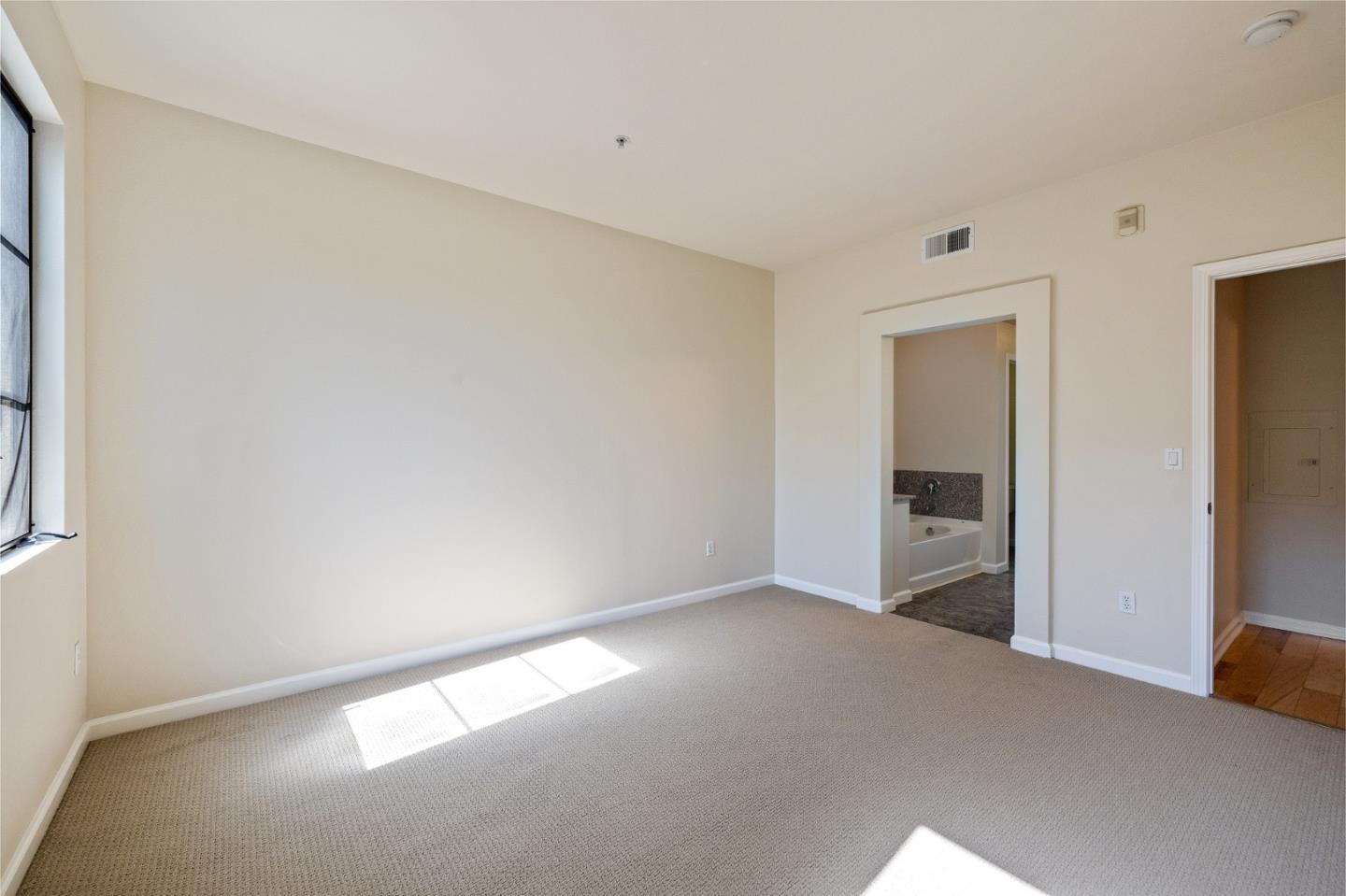 800 N 8th ST 213
