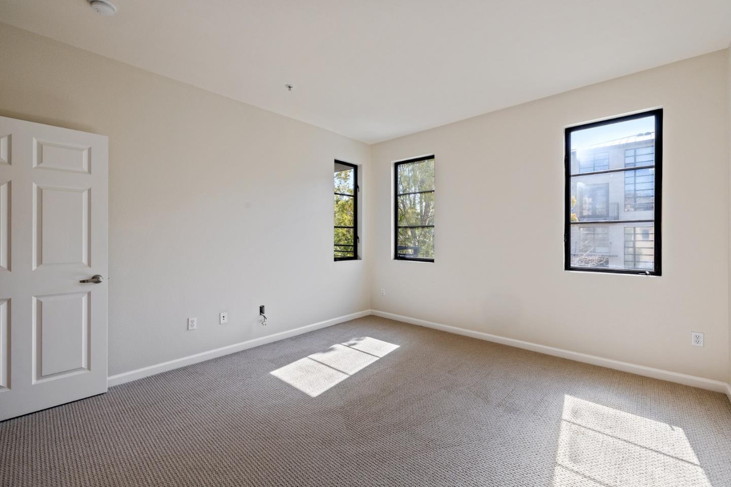 800 N 8th ST 213