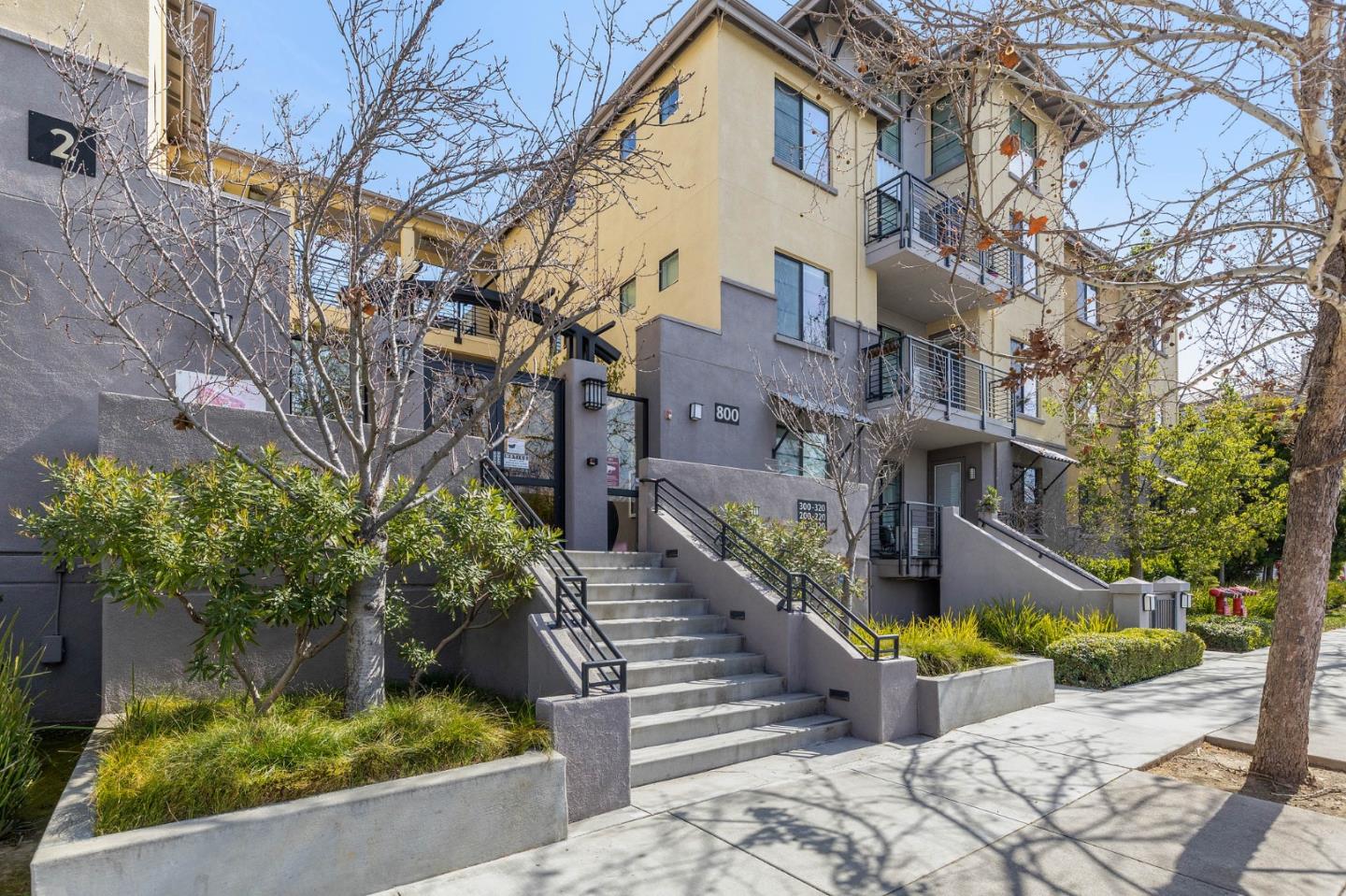 800 N 8th ST 213
