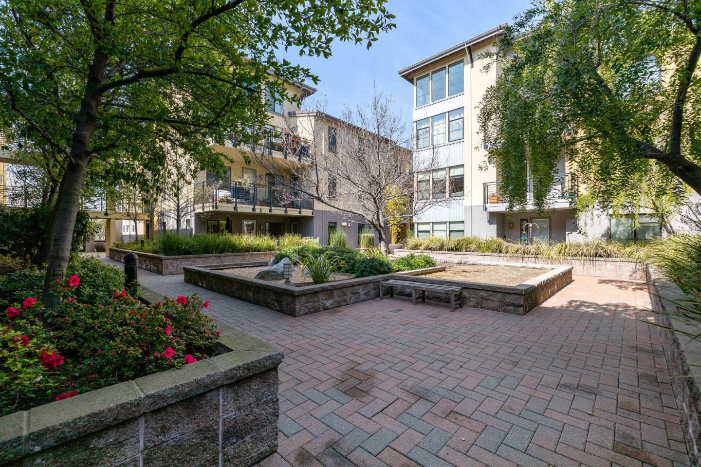 800 N 8th ST 213