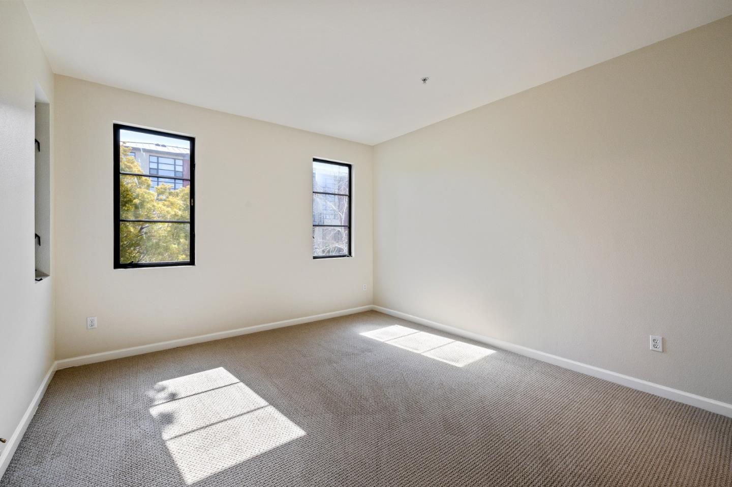 800 N 8th ST 213