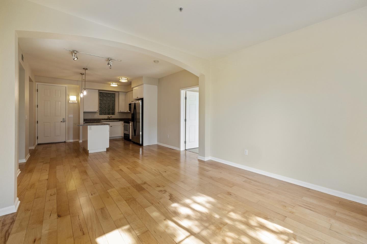 800 N 8th ST 213