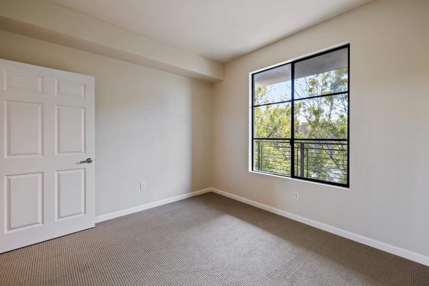 800 N 8th ST 213