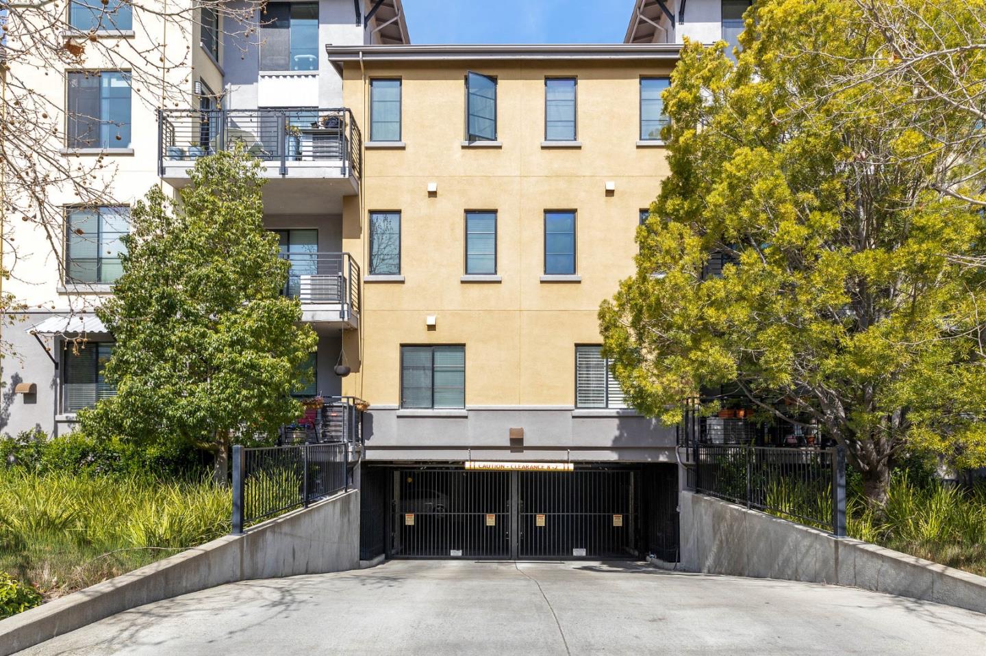 800 N 8th ST 213