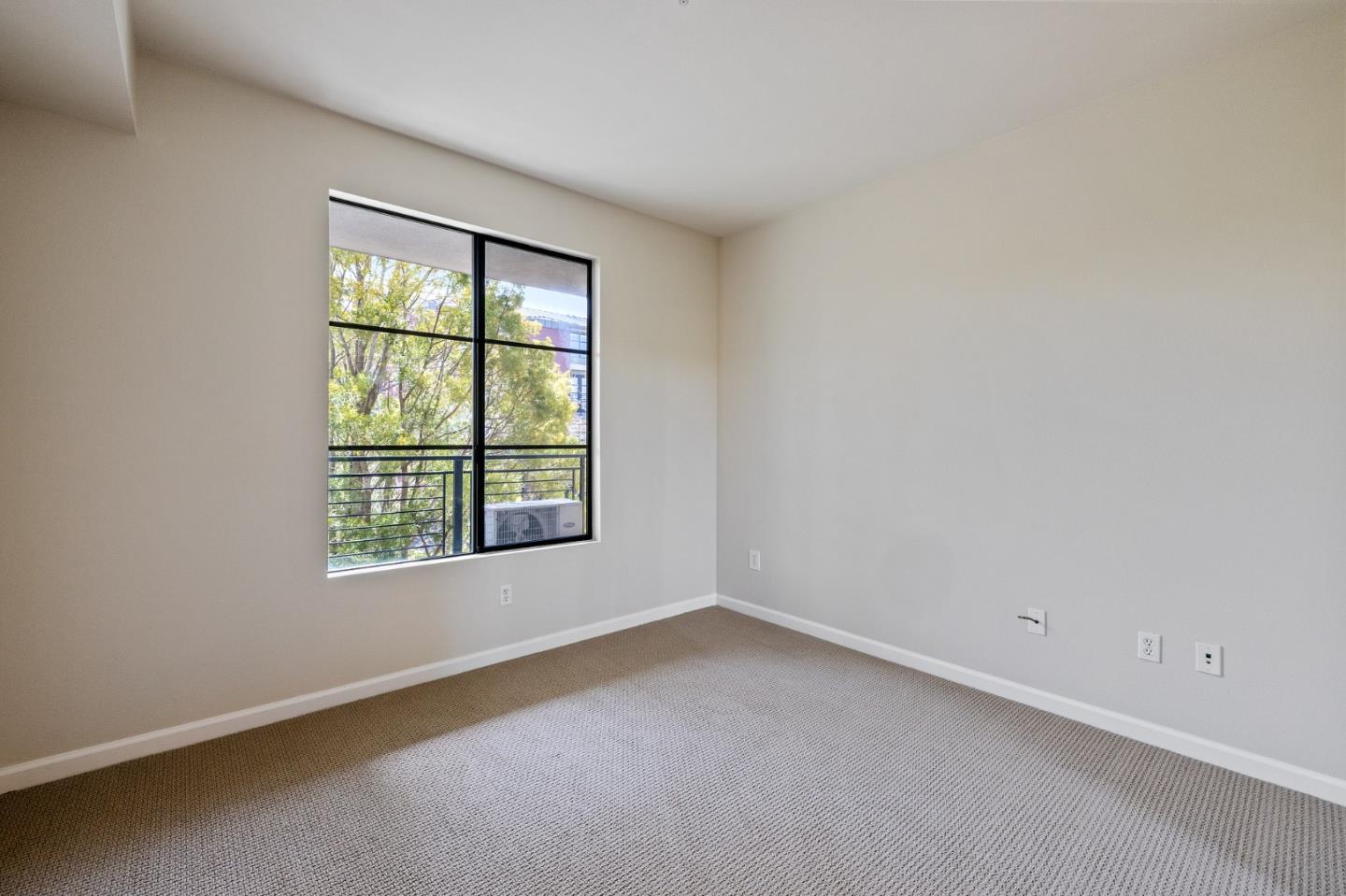 800 N 8th ST 213