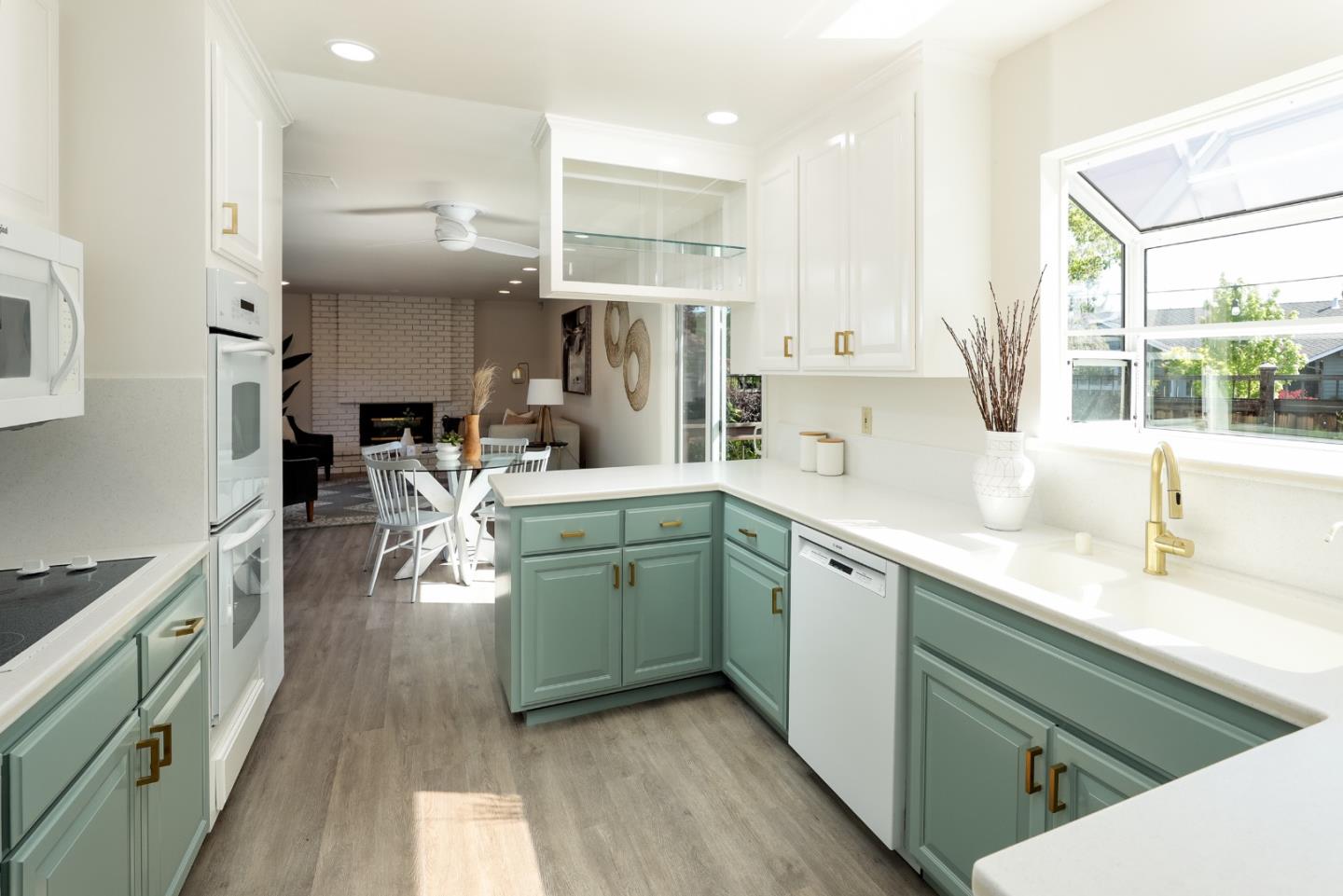6315 Mojave Drive