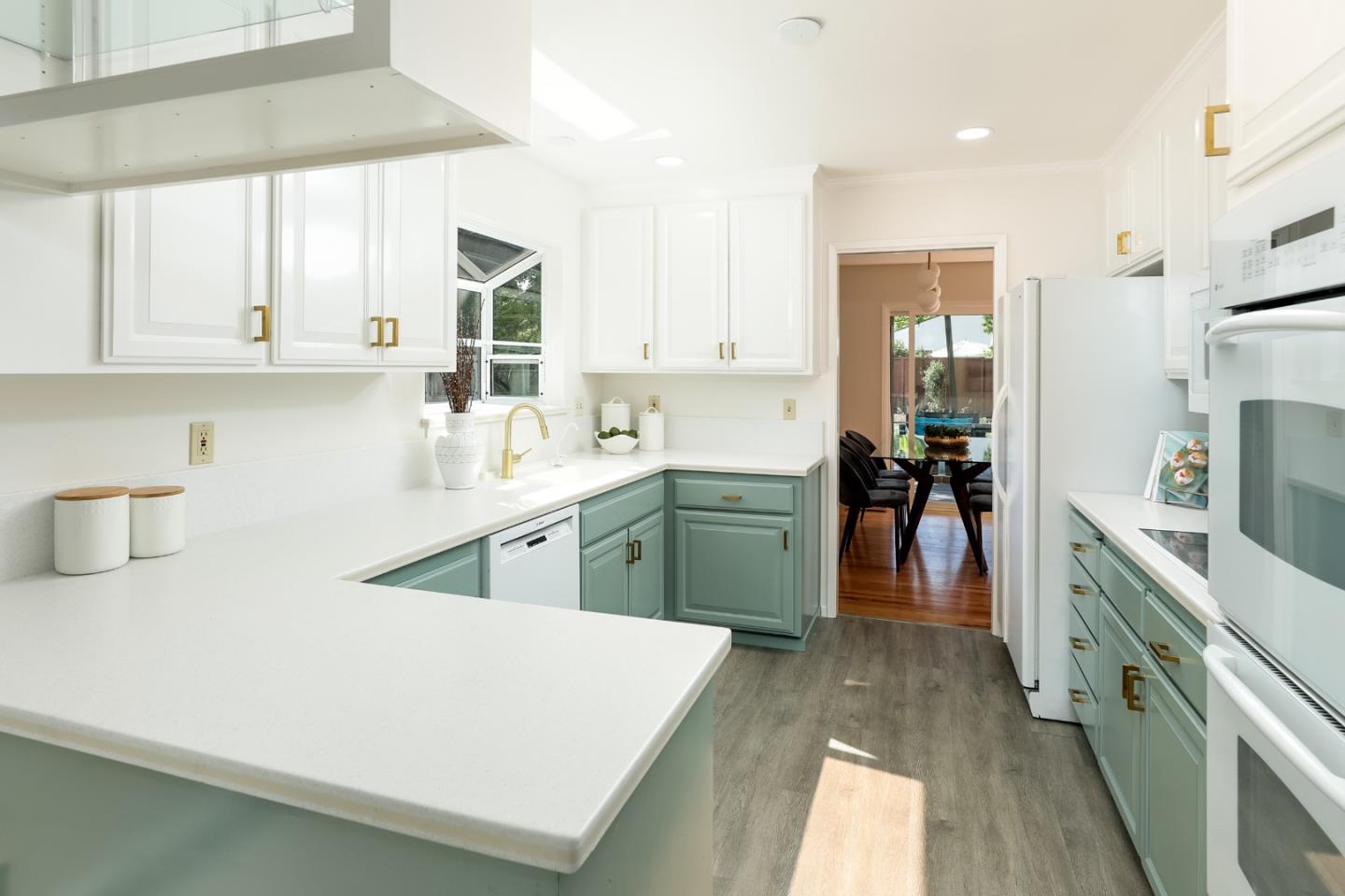 6315 Mojave Drive