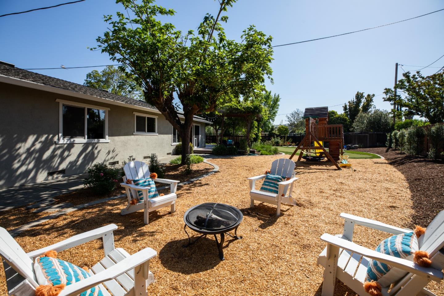 6315 Mojave Drive