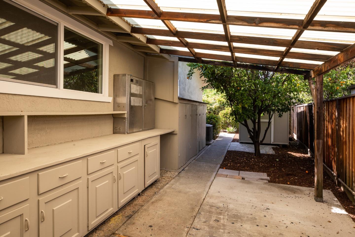 6315 Mojave Drive