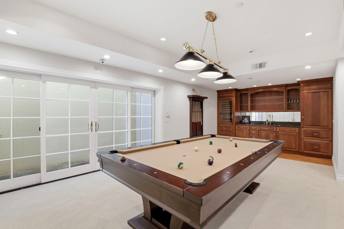300 Sunkist Lane