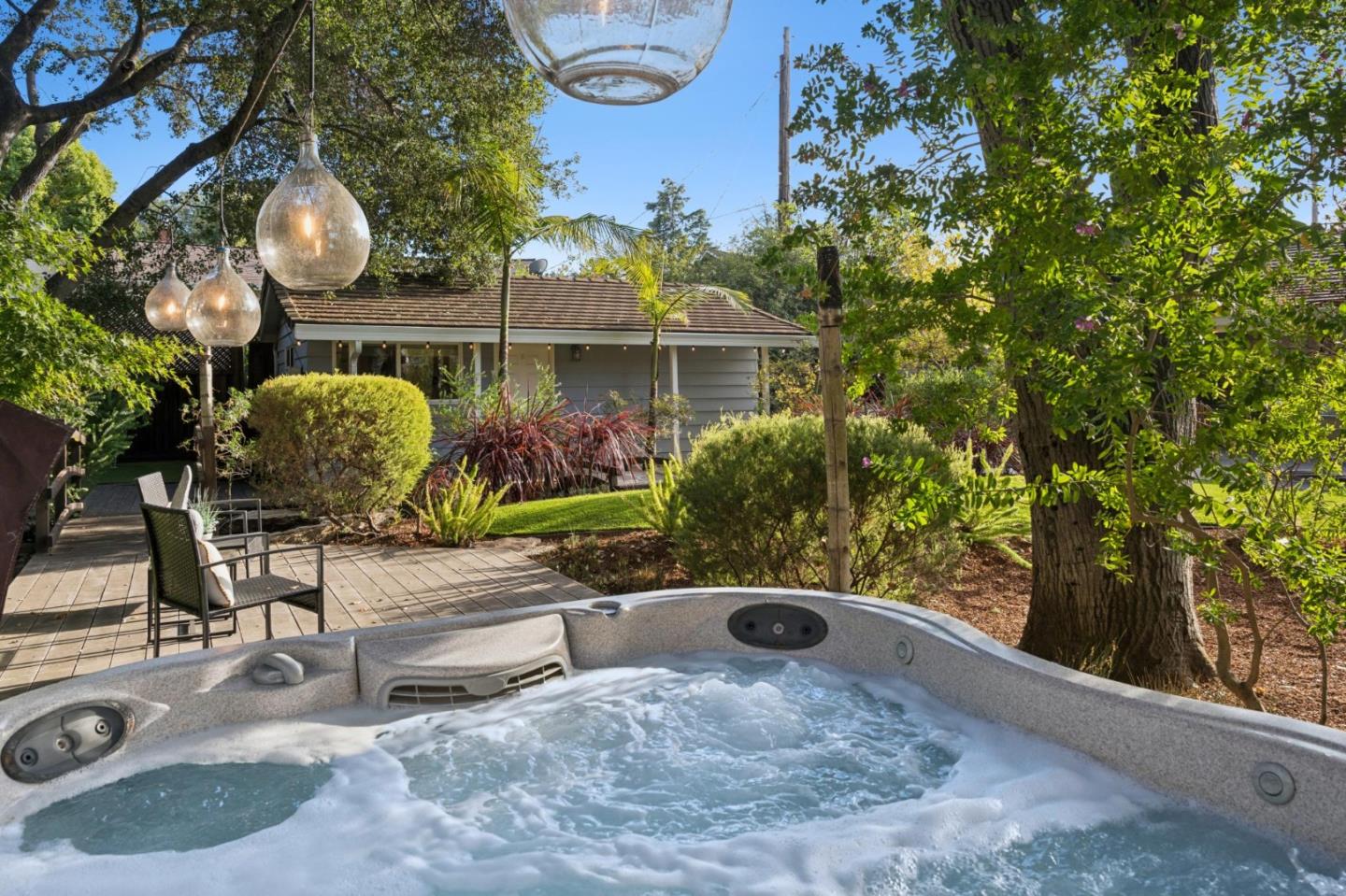 2068 Cynthia WAY