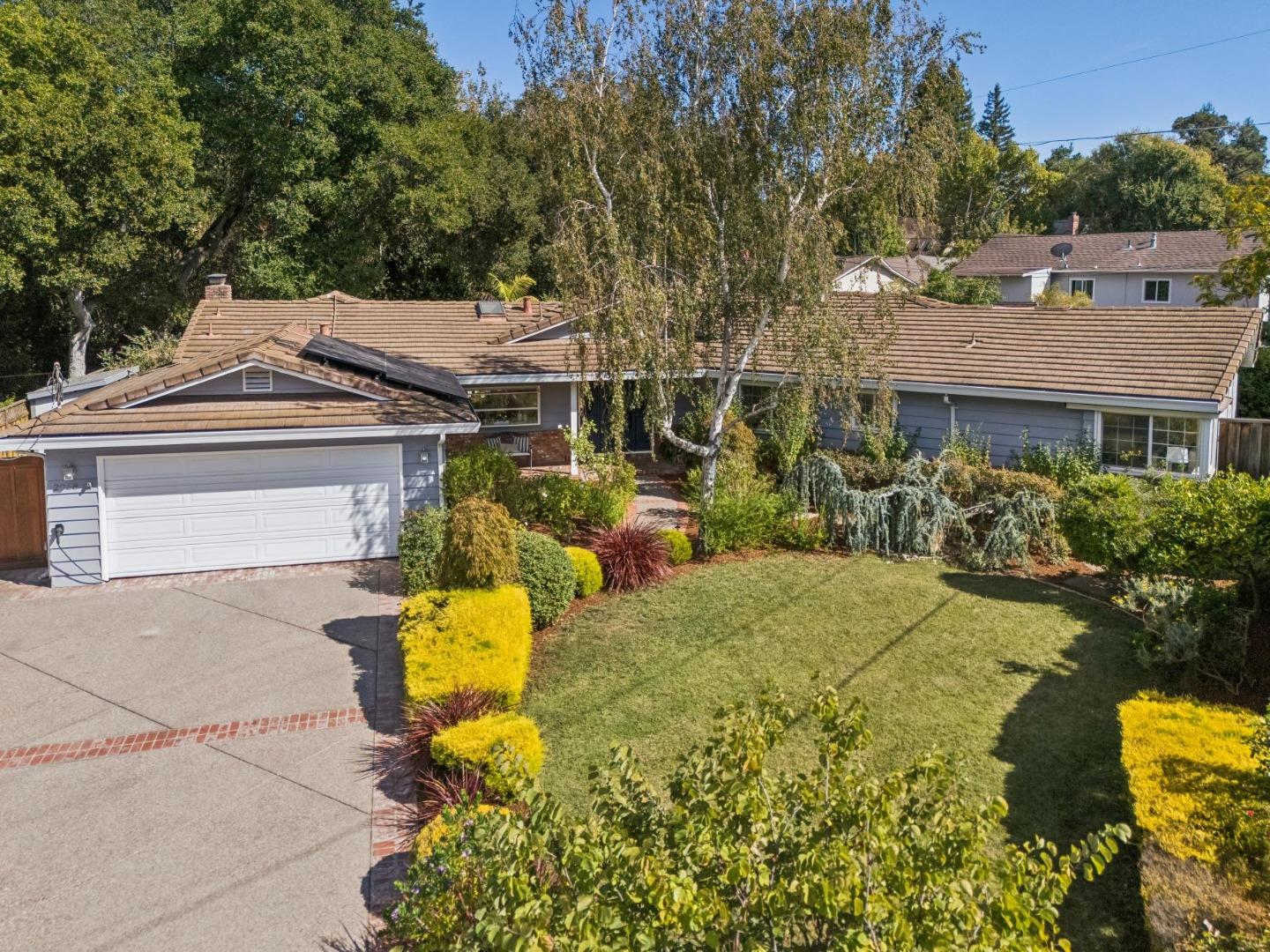2068 Cynthia WAY