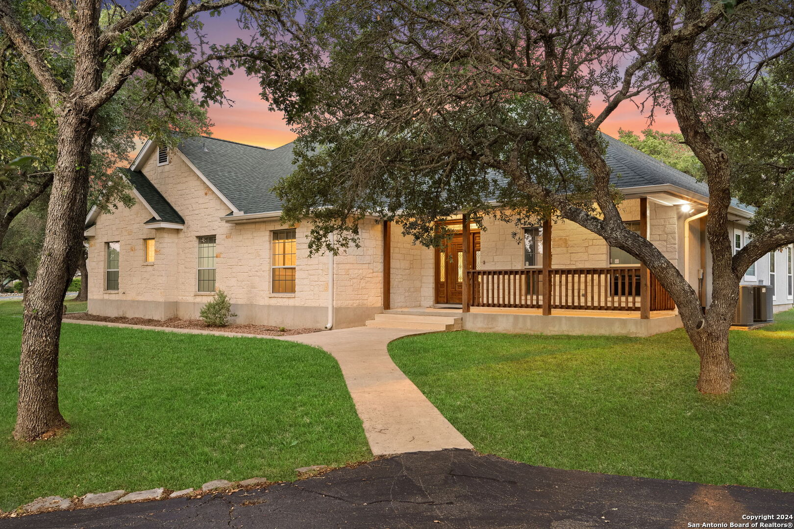 826 LANTANA Ridge