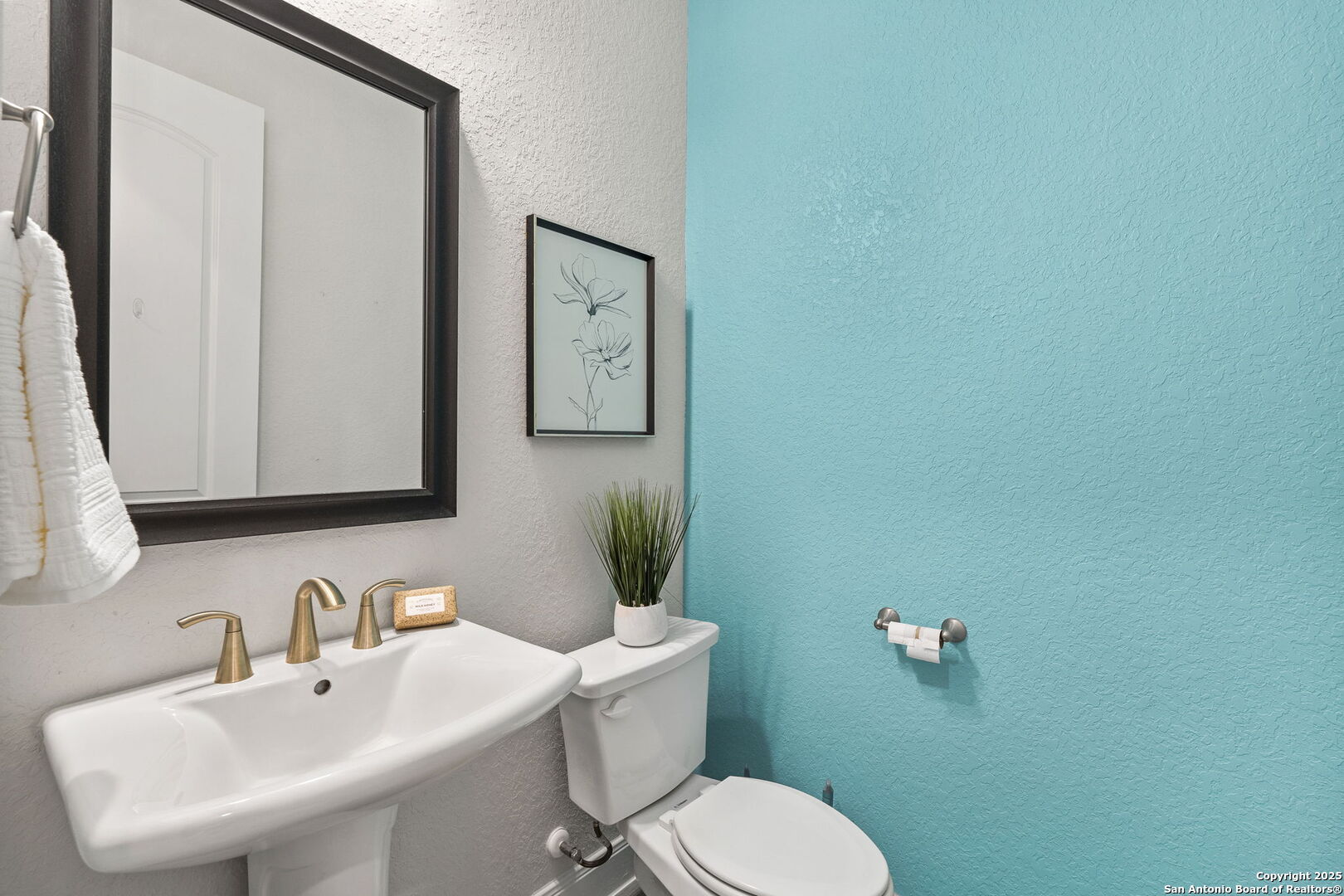 2123 KERRISDALE DR