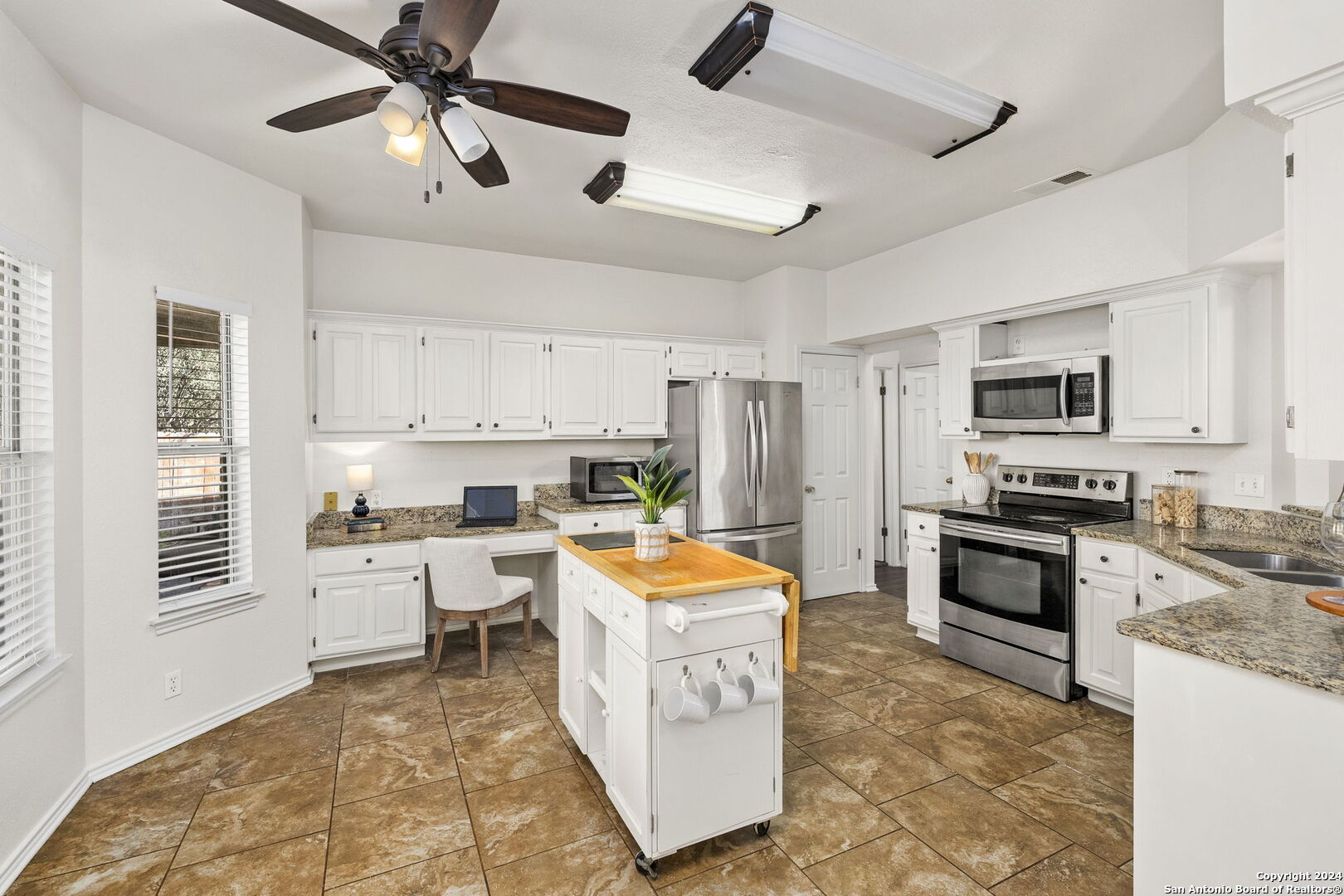 25019 Arrow Glen