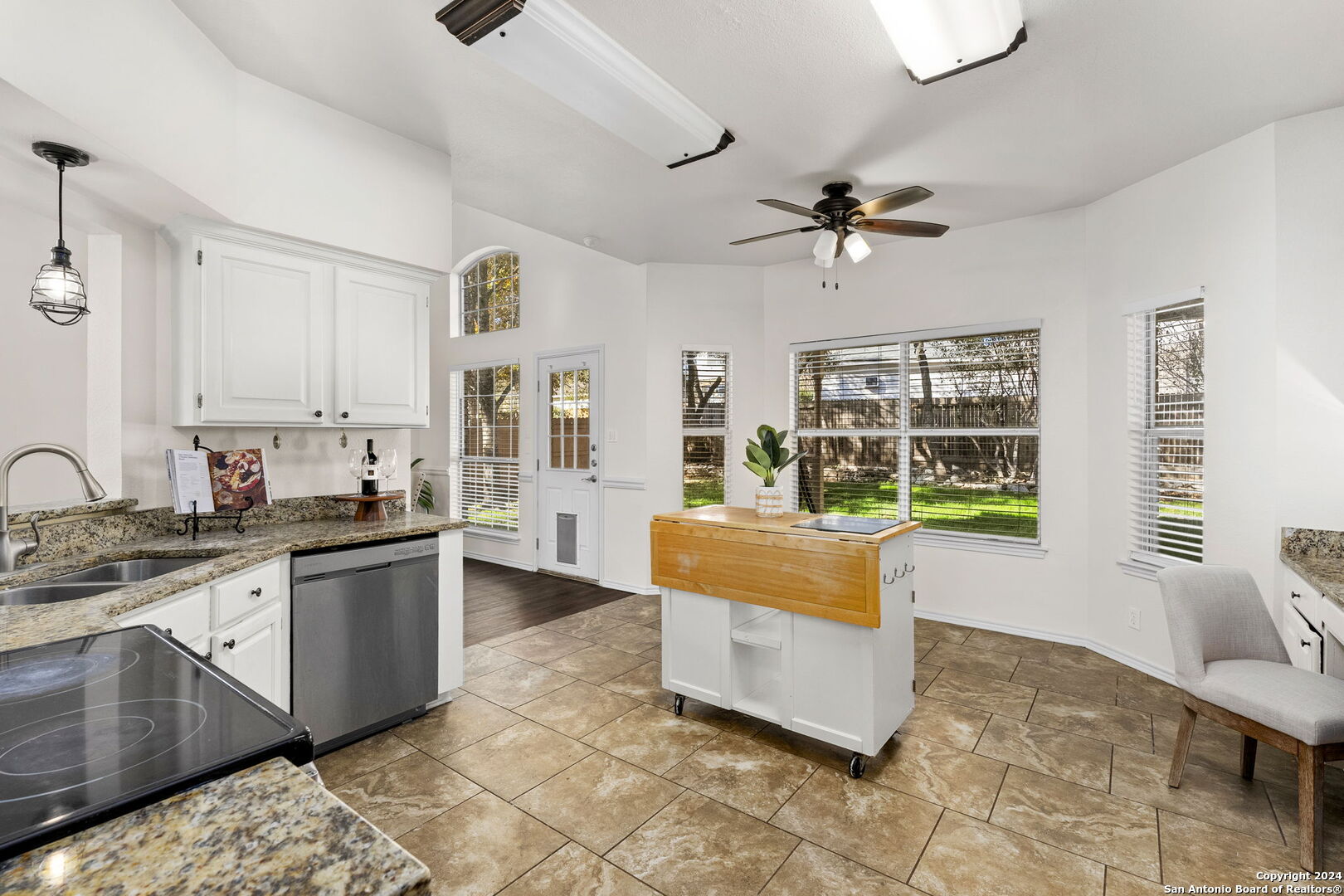 25019 Arrow Glen