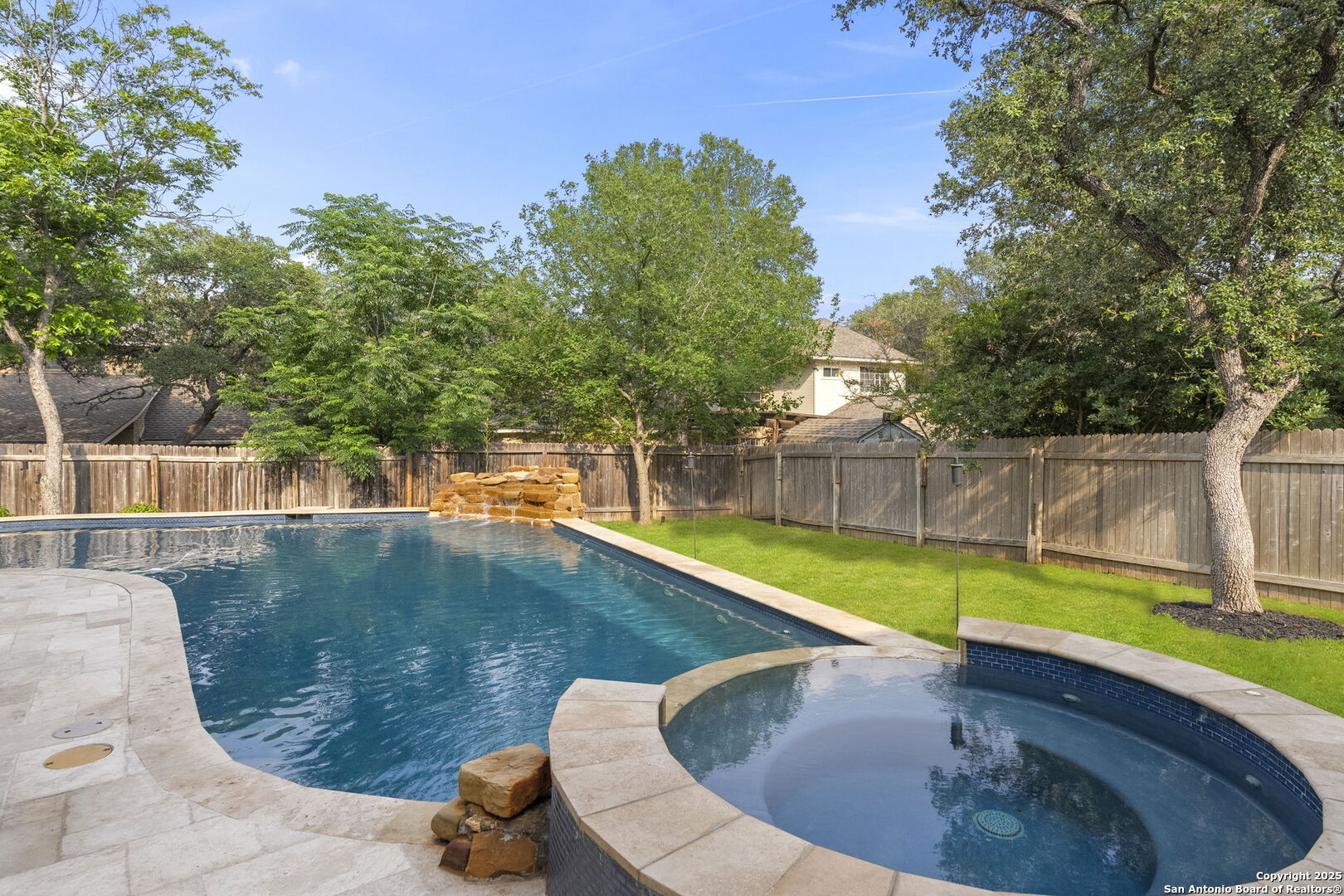 16222 Deer Crest