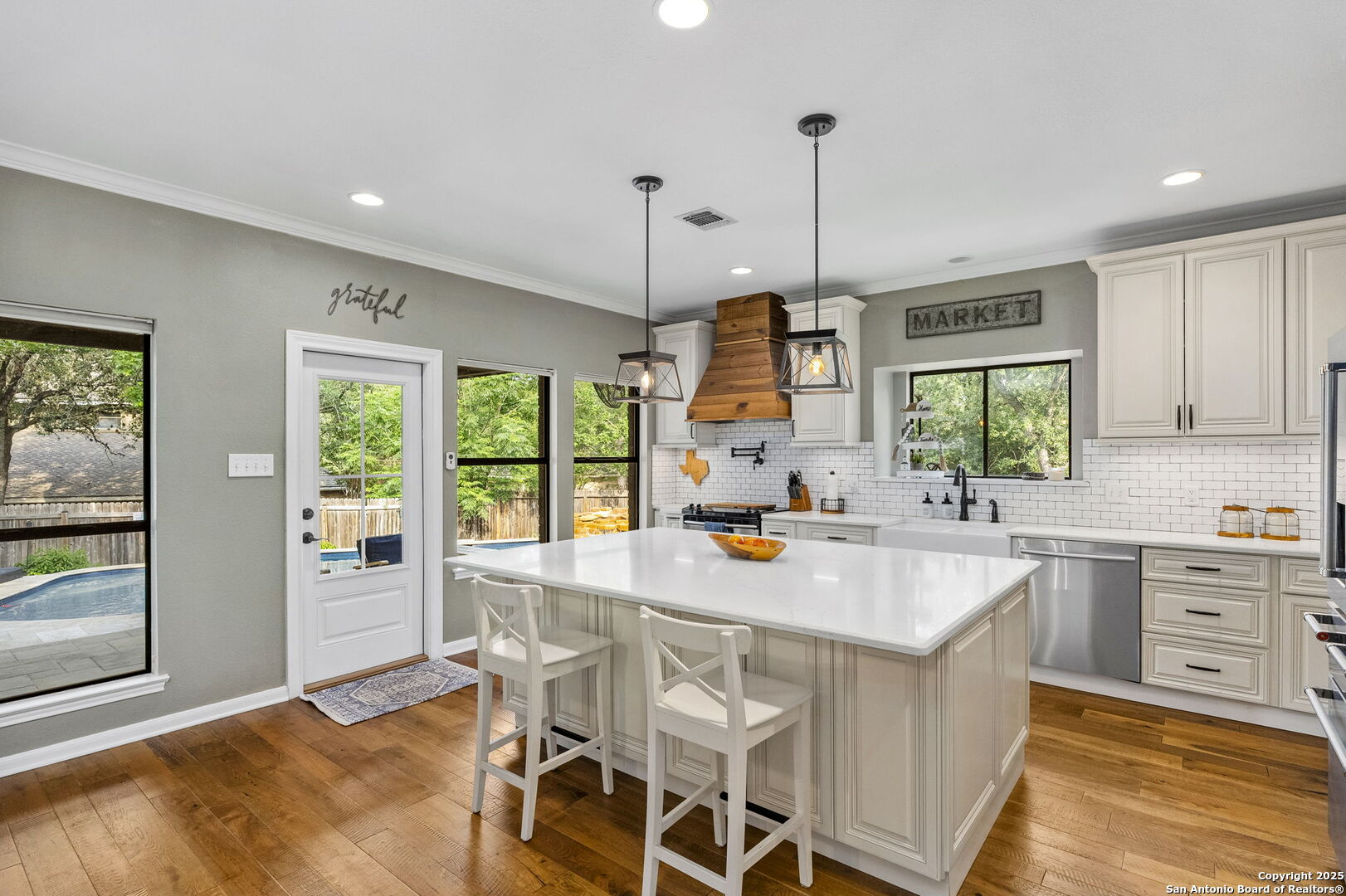16222 Deer Crest