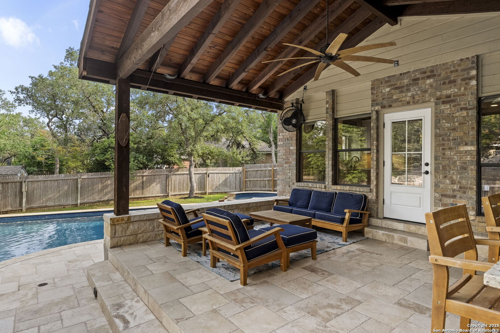 16222 Deer Crest