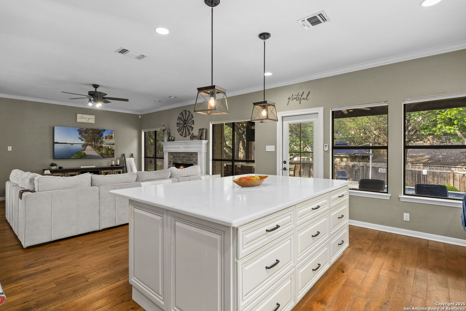 16222 Deer Crest