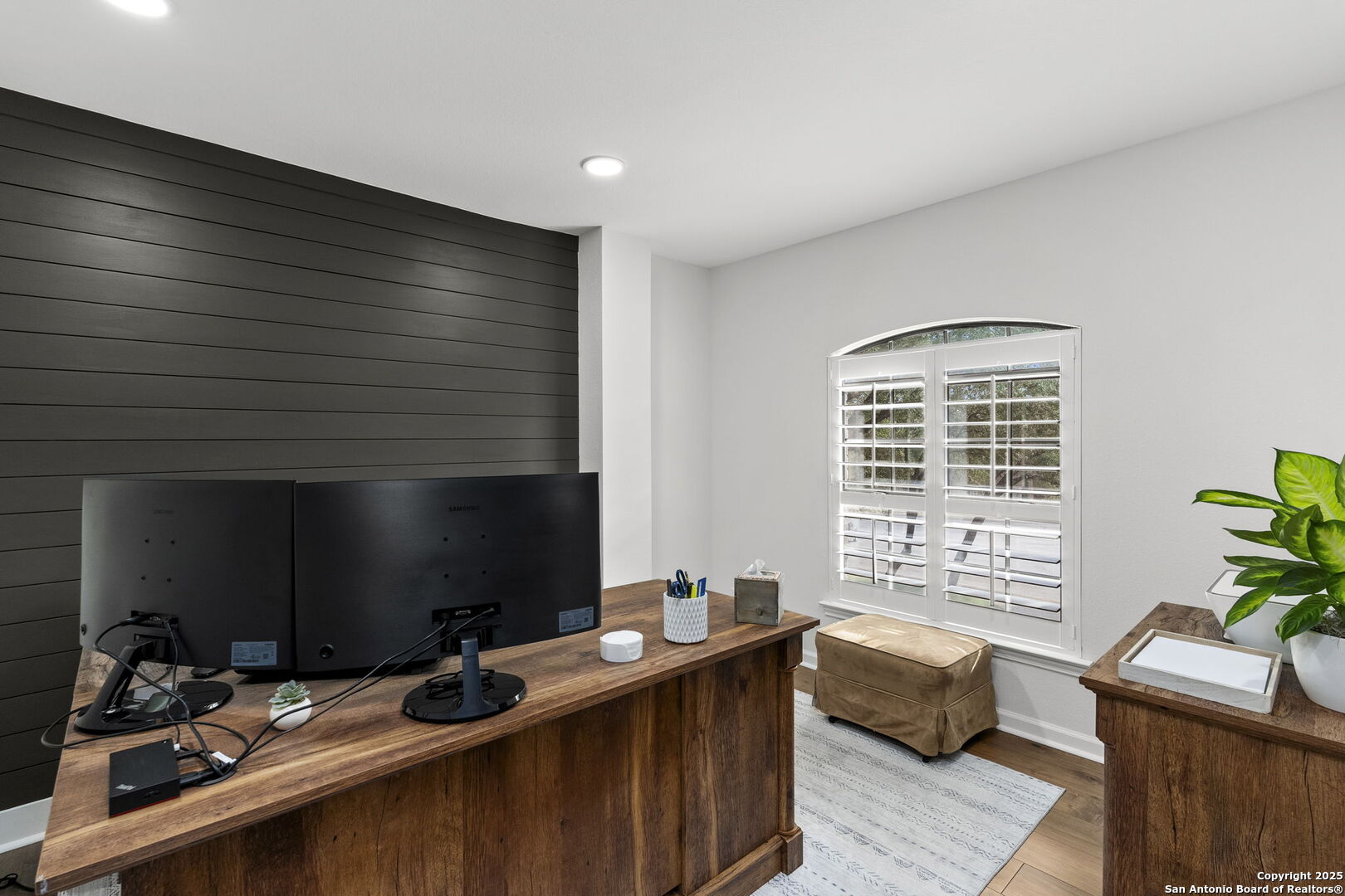 16222 Deer Crest