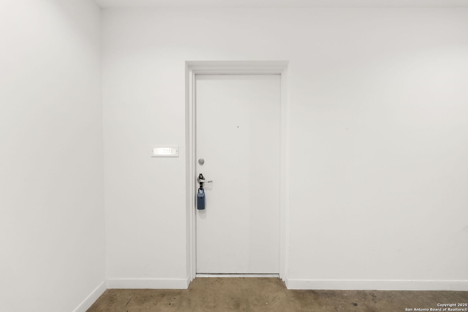 1115 S Alamo 2211