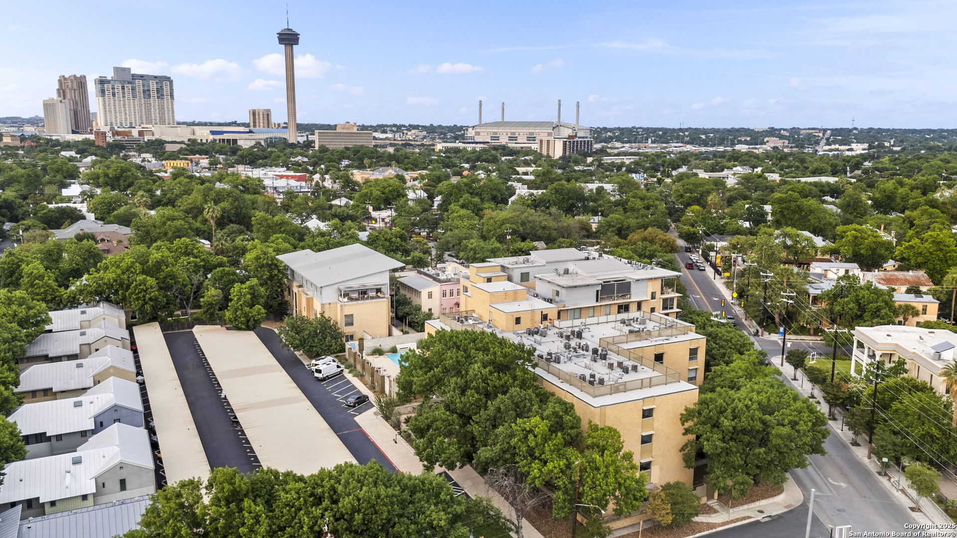 1115 S Alamo 2211