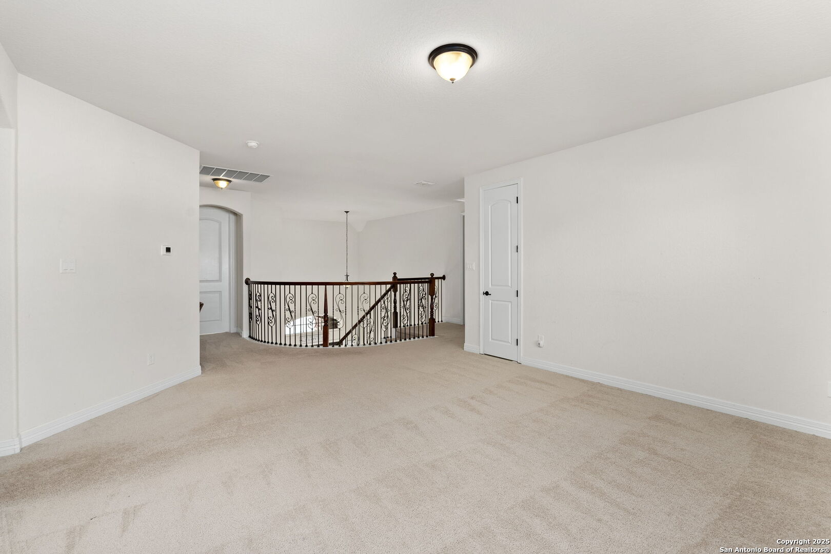 7008 Derek Ct