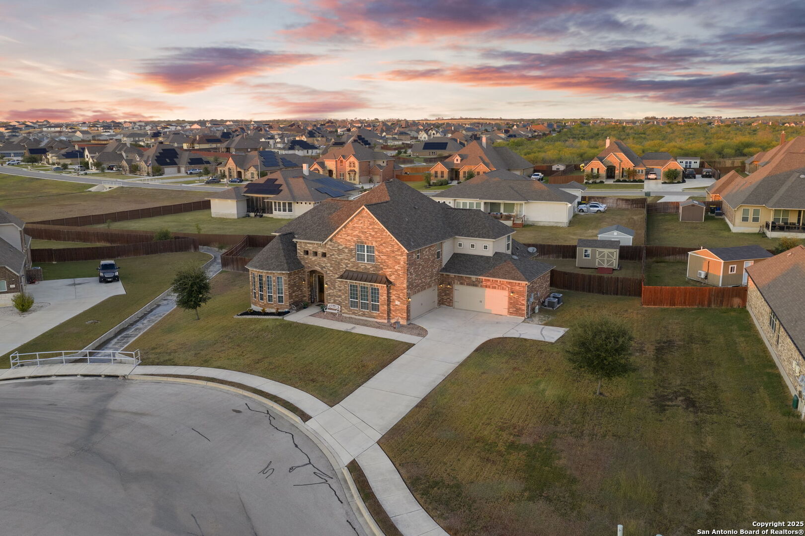 7008 Derek Ct