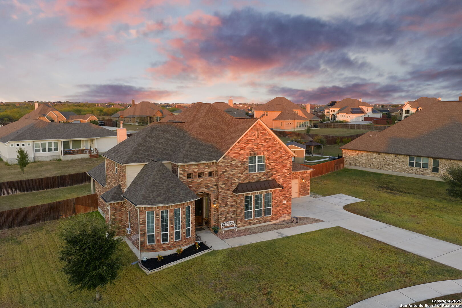 7008 Derek Ct
