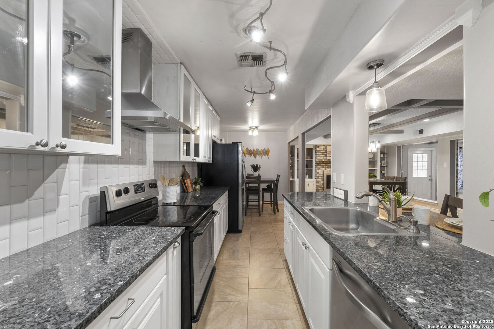 5203 Metcalf