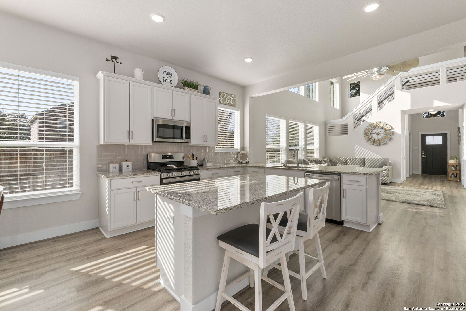 5702 Willow Creek Way