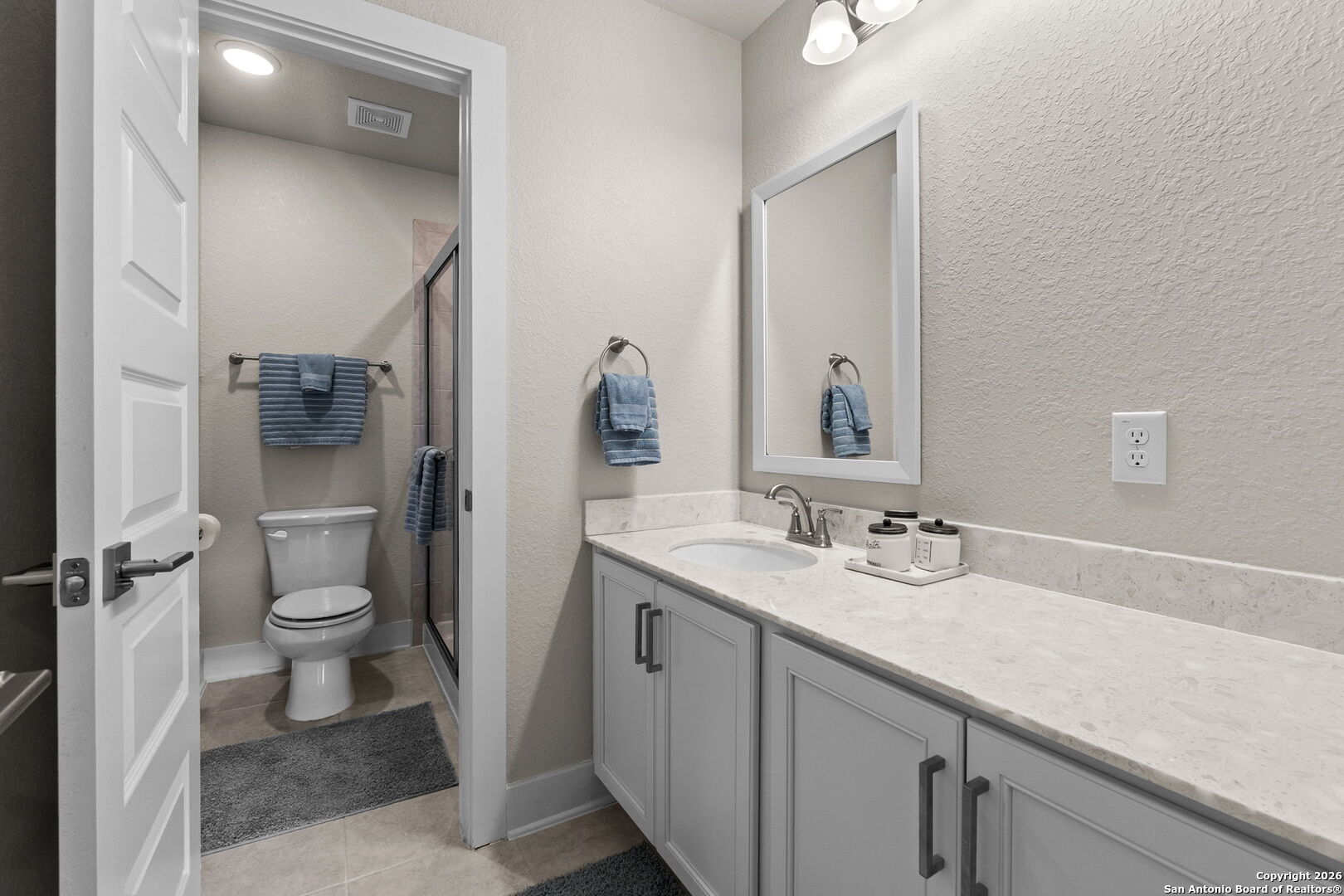 5702 Willow Creek Way