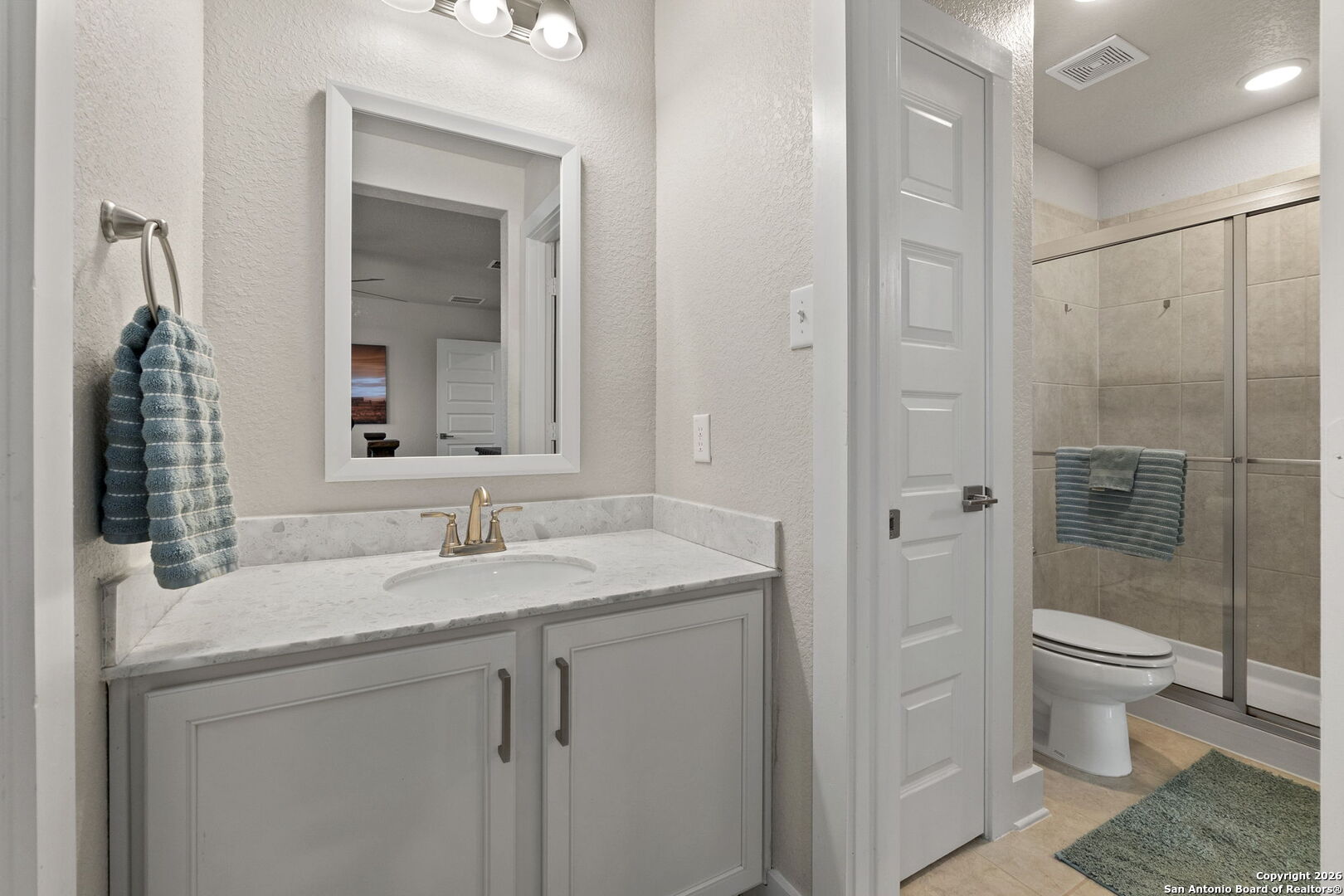 5702 Willow Creek Way