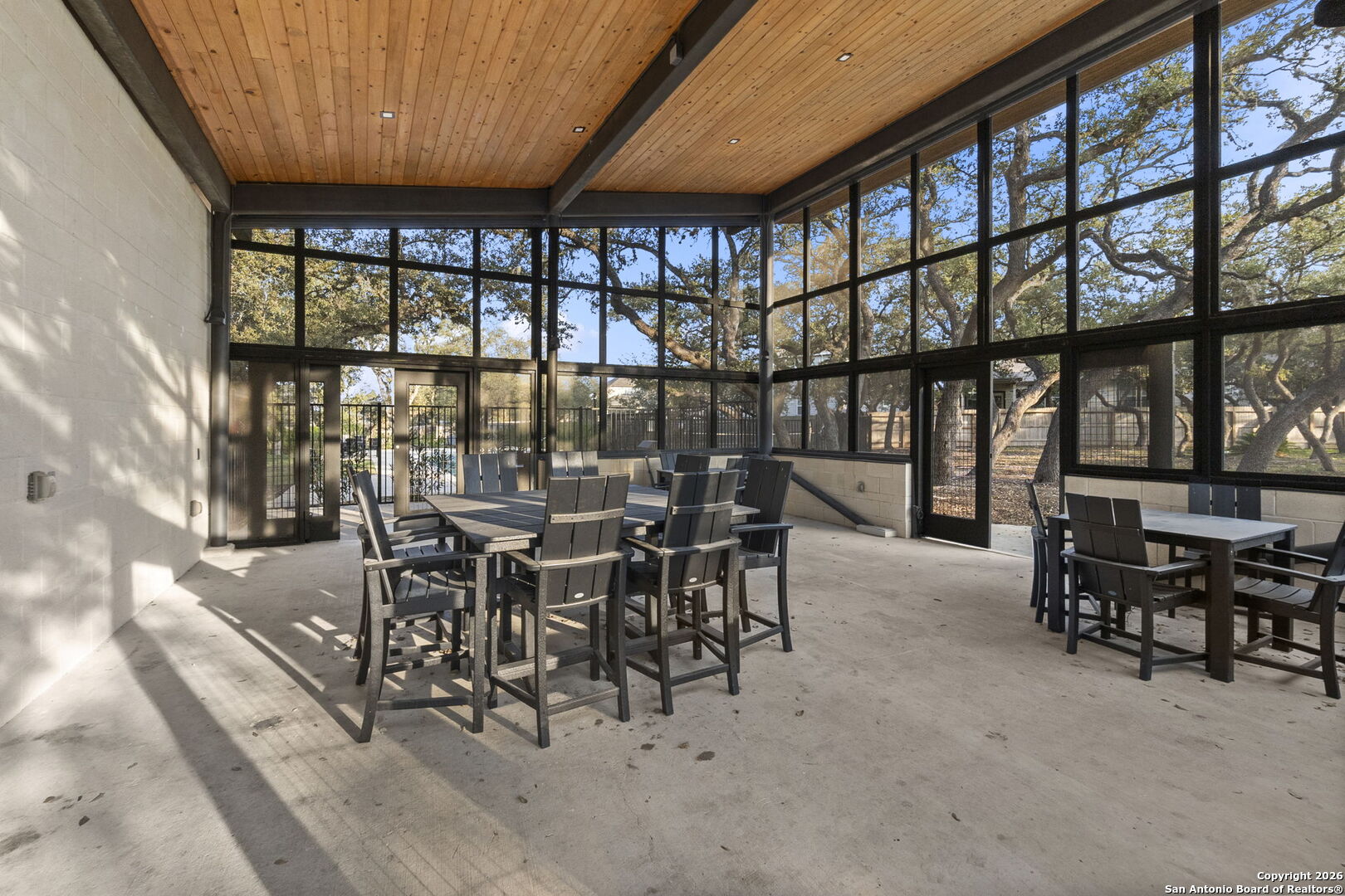 5702 Willow Creek Way