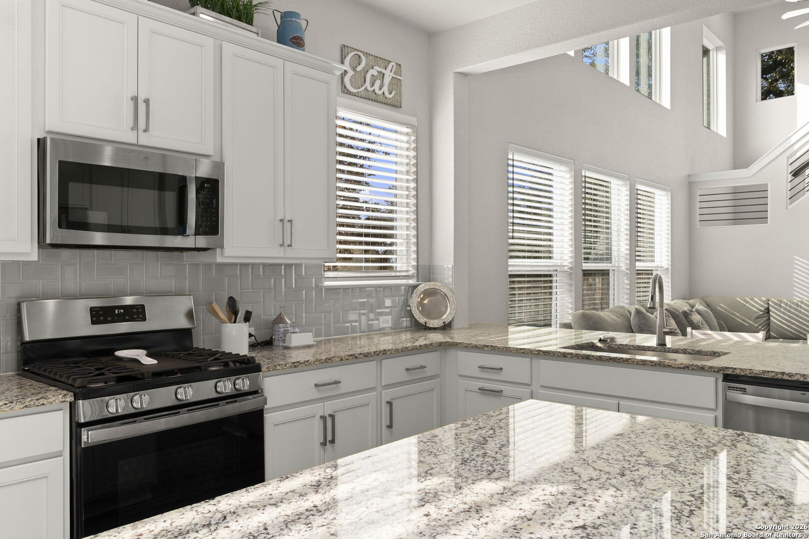 5702 Willow Creek Way