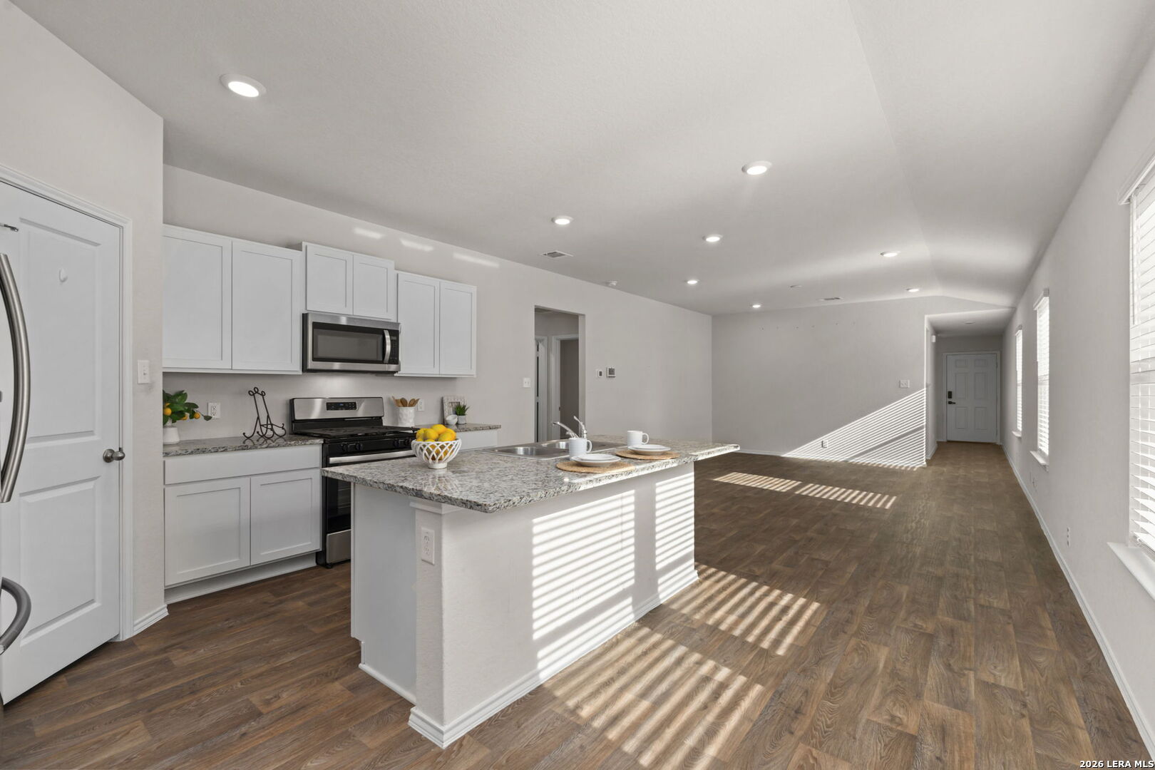 1243 Yellow Warbler Run