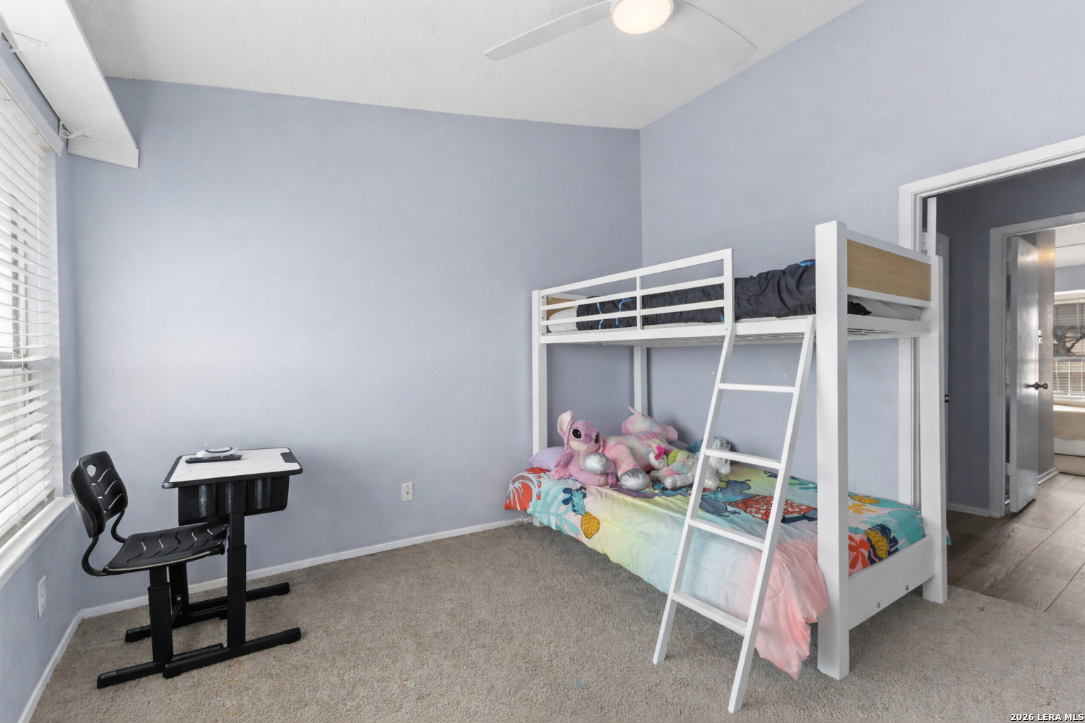 7123 Thrush View 8
