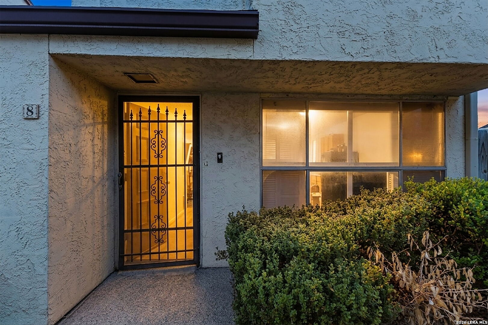 7123 Thrush View 8