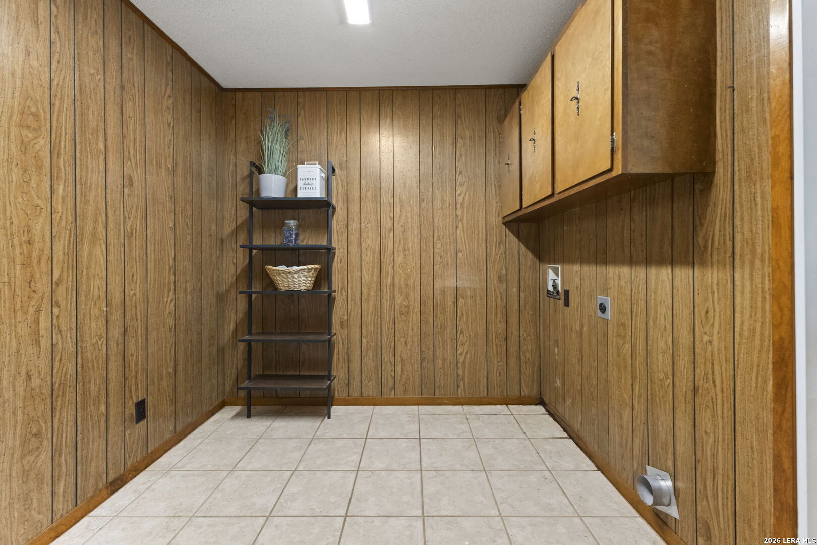 1636 MARIGOLD DR