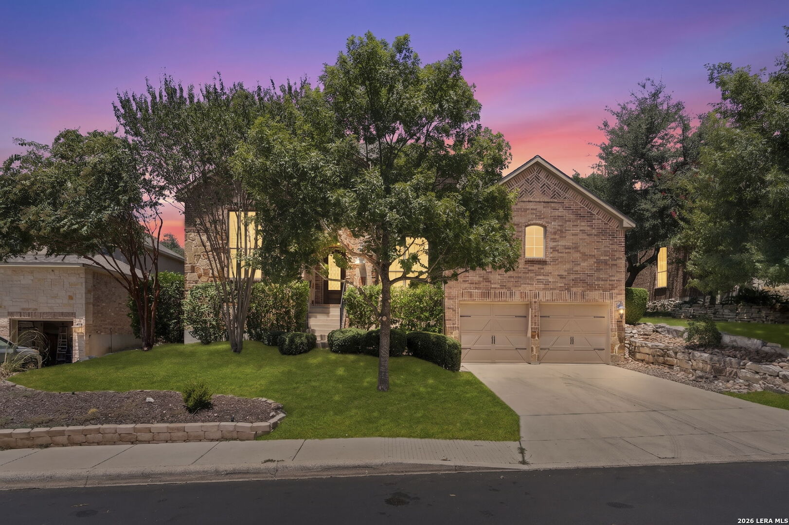 3519 CREST NOCHE DR