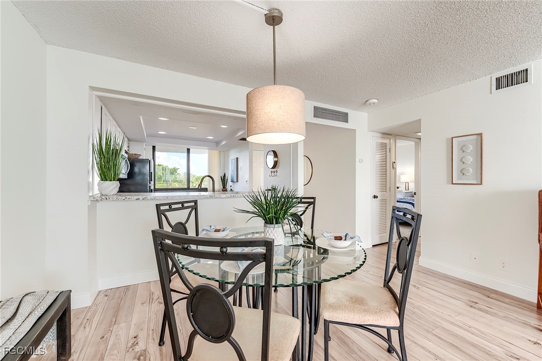 4253 Bay Beach LN C3